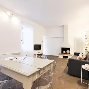 Prestige Boutique Homes - Il Nido Dei Navigli , Milán Italia