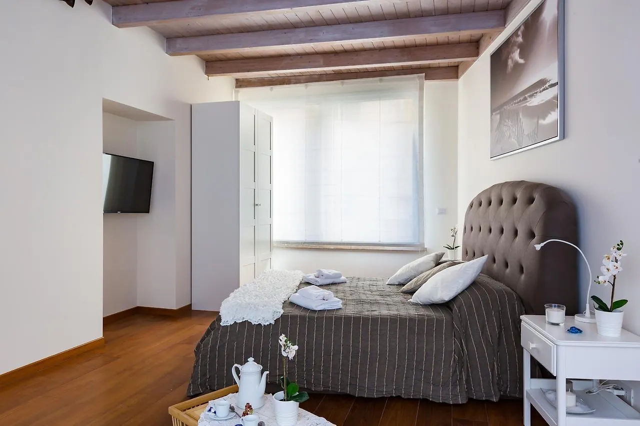 The Royal Story Apartment Rome