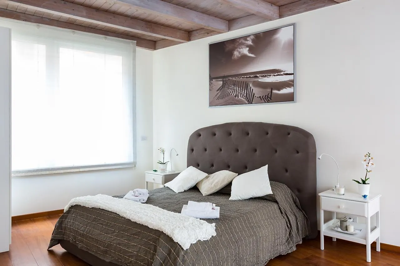 The Royal Story Apartment Rome 0*,